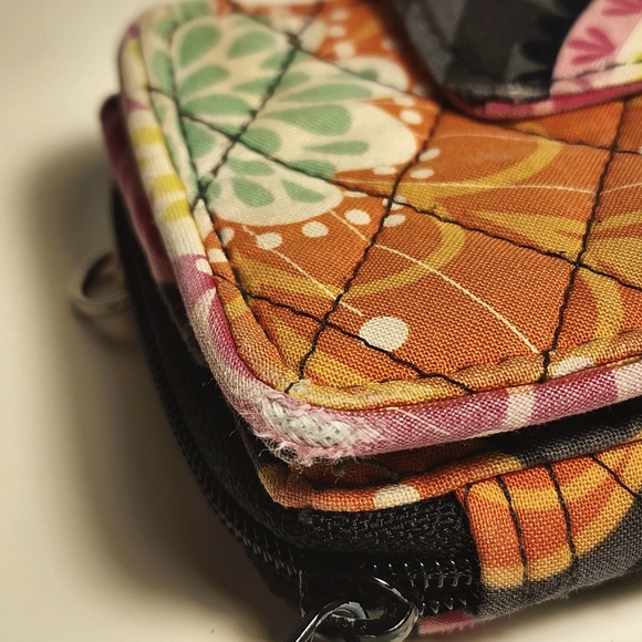 Vera Bradley Black Floral Quilted Wristlet - Picture 5 of 13